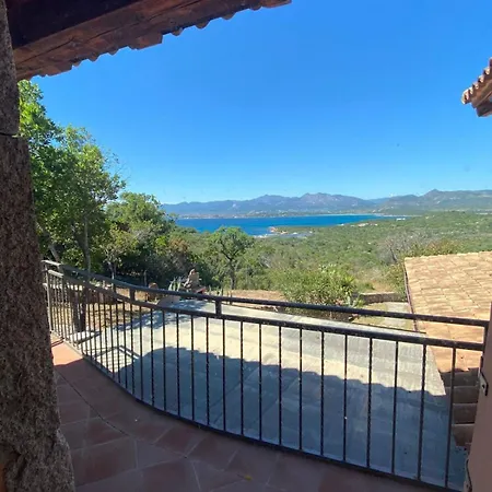 Capo Coda Cavallo * 산테오도로