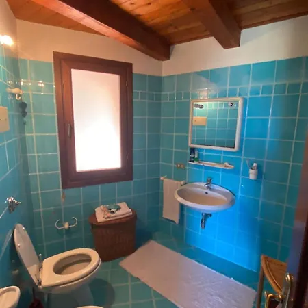 Capo Coda Cavallo * 산테오도로